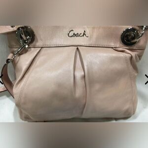 Coach Ashley Hippie Leather 2 Way Shoulder Crossbody Bag Blush Pink F17605 w/COA